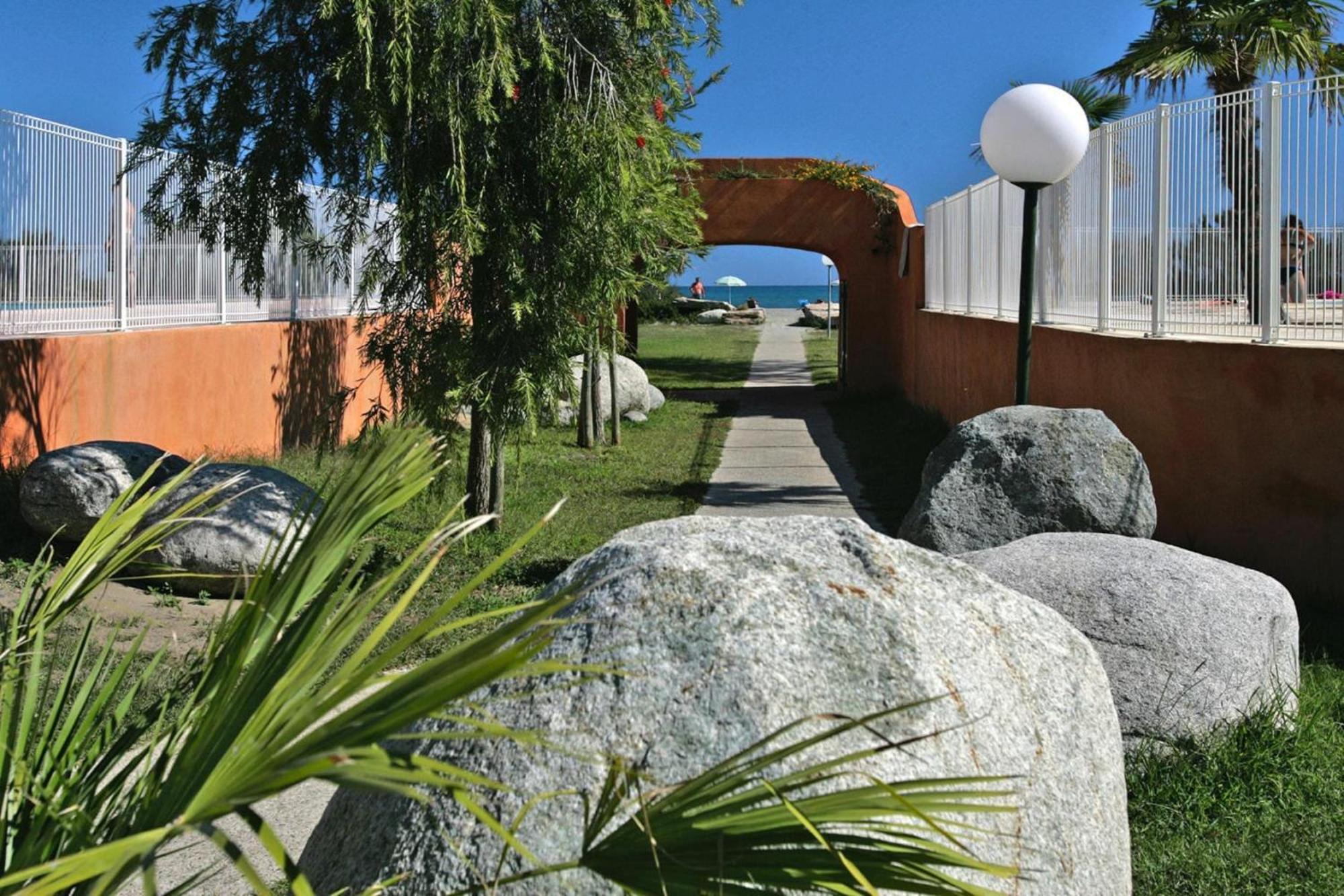 Lovely Apartment In Borgo With Shared Pool Екстериор снимка