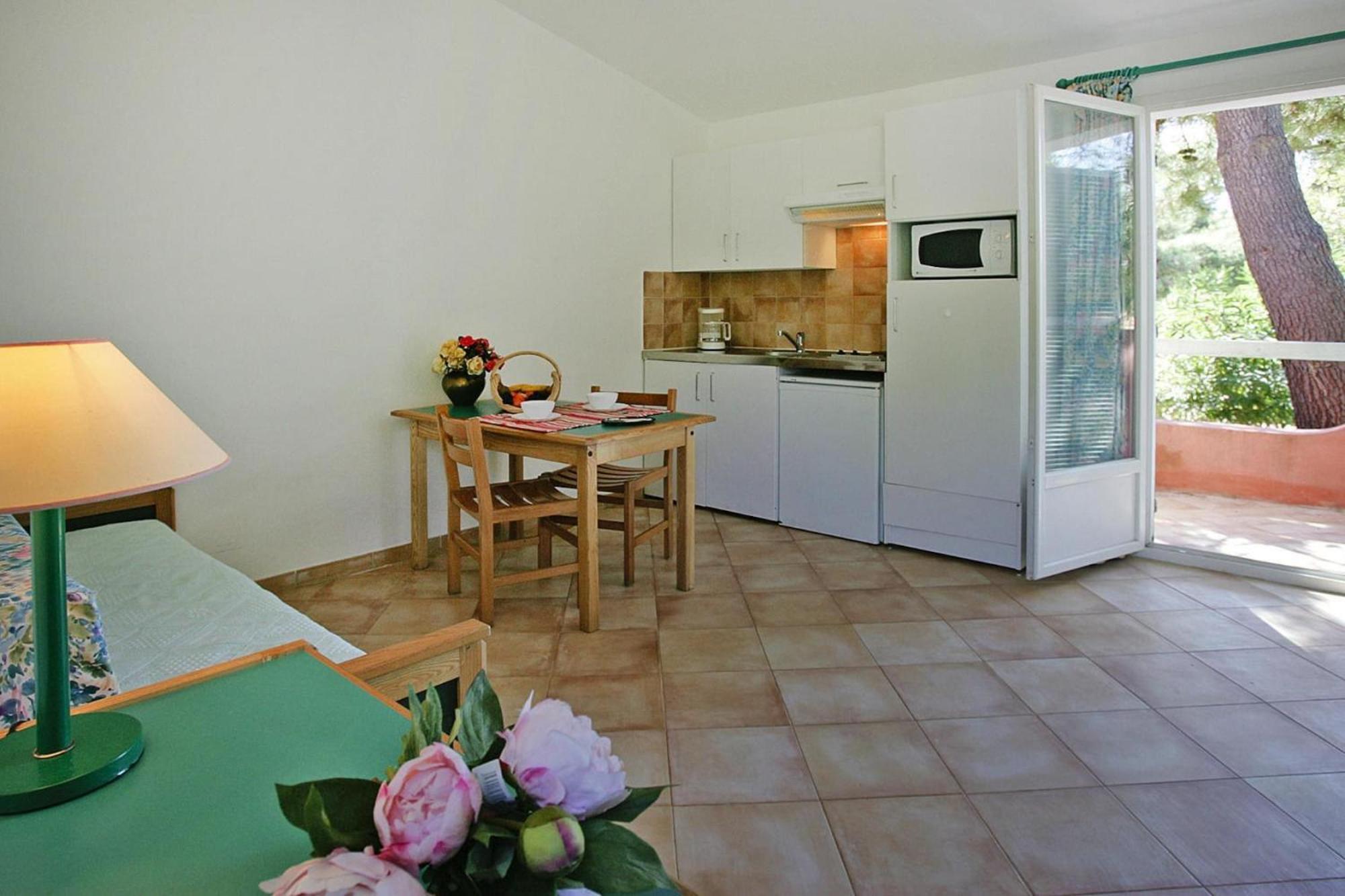 Lovely Apartment In Borgo With Shared Pool Екстериор снимка