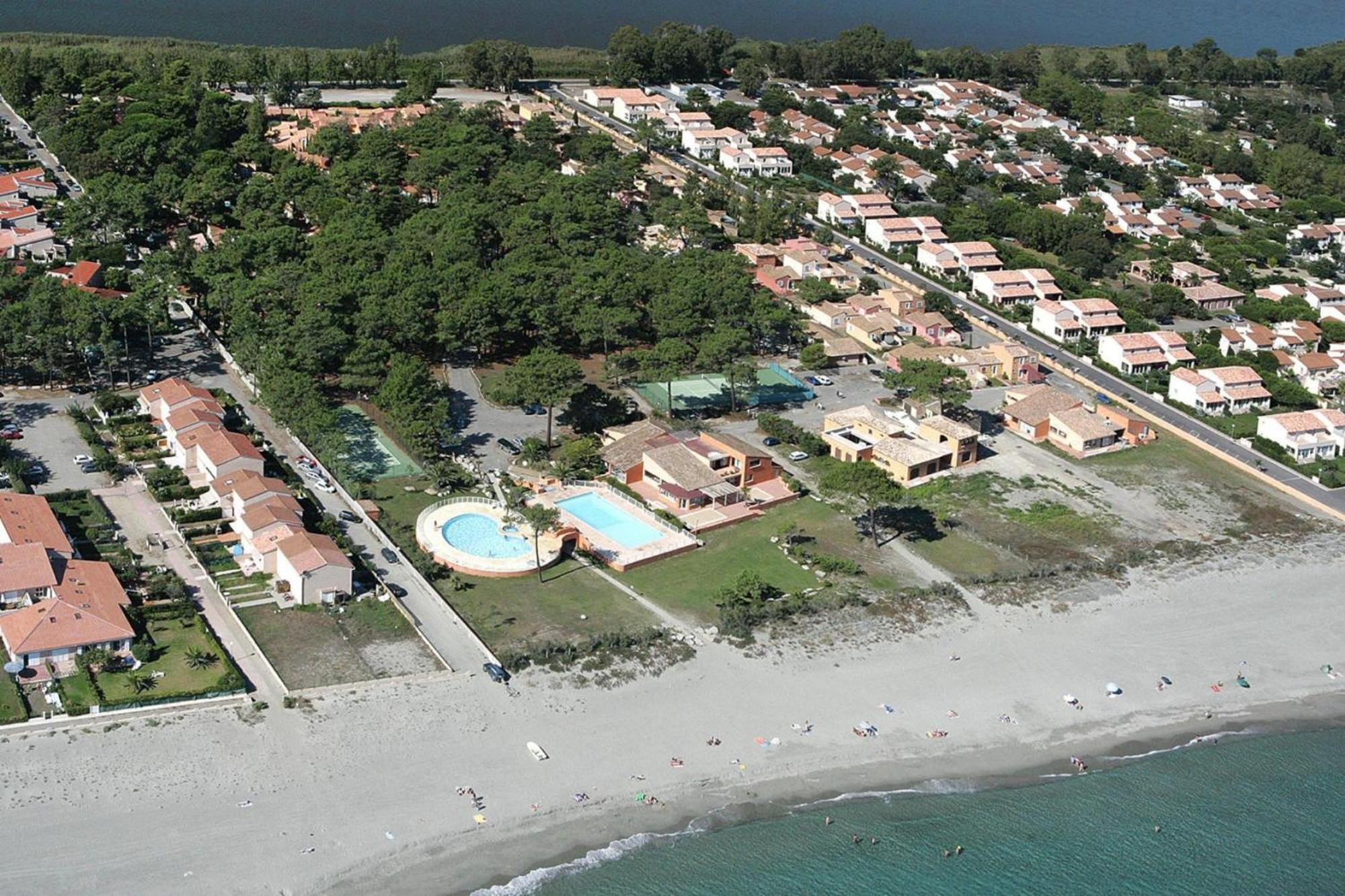 Lovely Apartment In Borgo With Shared Pool Екстериор снимка
